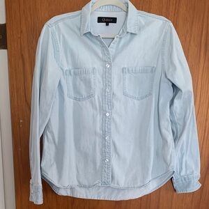 Quince Light Chambray Button-Up Shirt